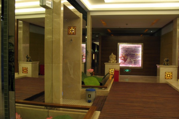 广州98k小姐姐现象：揭秘网红背后的故事